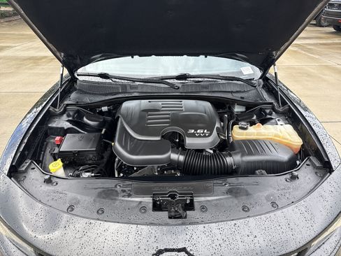 Used 2017 Dodge Charger SE w/ Popular Equipment Group RWD image 31