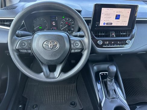 Used 2024 Toyota Corolla LE w/ LE Convenience Package FWD image 16