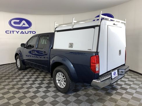 Used 2016 Nissan Frontier SV image 5