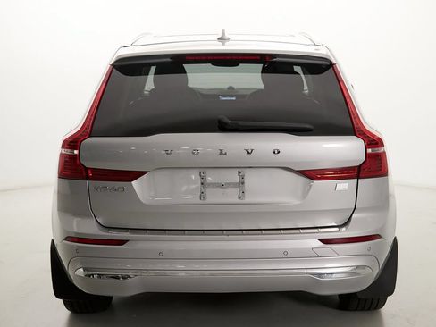 Certified 2023 Volvo XC60 T8 Ultimate w/ Climate Package AWD/4WD image 8