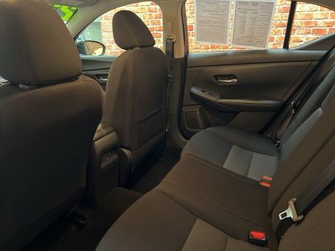 Used 2023 Nissan Sentra SV image 15