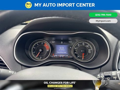 Used 2021 Jeep Cherokee High Altitude AWD/4WD image 19