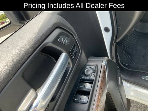 Used 2020 GMC Sierra 3500 Denali w/ Denali Ultimate Package AWD/4WD image 8