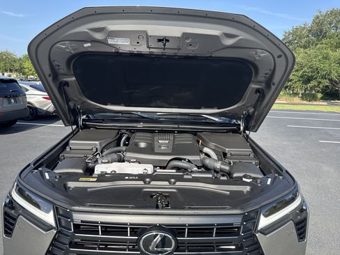 Used 2026 Lexus GX 550 w/ Cold Area Package AWD/4WD image 45
