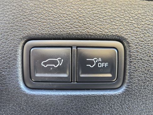 Used 2024 Kia Telluride SX Prestige w/ Towing Package image 17