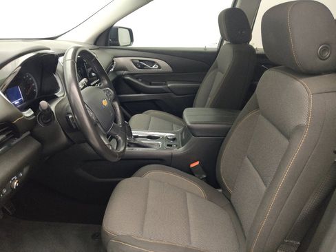 Used 2020 Chevrolet Traverse LT FWD image 17