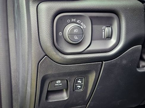 New 2026 RAM 1500 Big Horn AWD/4WD image 15
