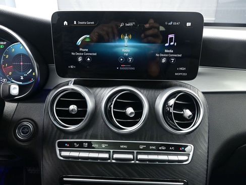 Used 2021 Mercedes-Benz GLC 300 w/ AMG Line image 11