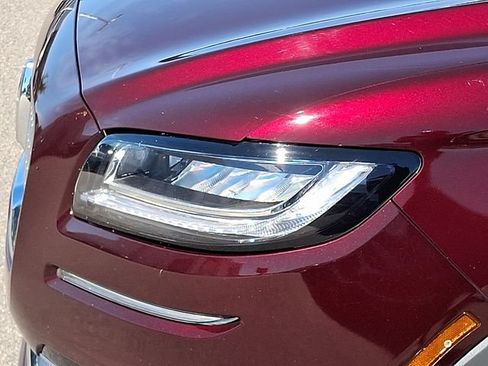 Used 2019 Lincoln Nautilus Reserve FWD image 28