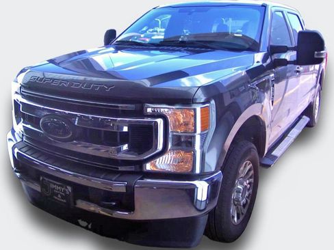 Used 2020 Ford F250 XLT AWD/4WD image 2