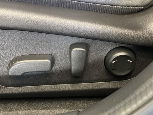 Used 2024 Subaru Crosstrek 2.5i Limited w/ Popular Package #3A image 15