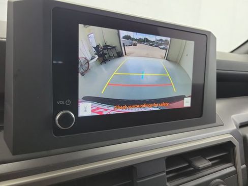 Used 2025 Toyota 4Runner SR5 RWD image 28
