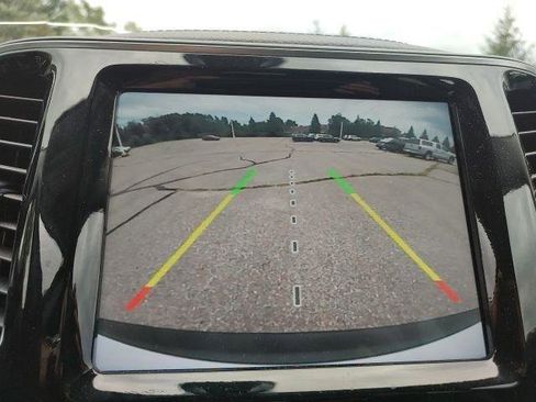 Used 2020 Jeep Cherokee Limited image 12