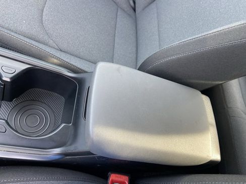 Used 2025 Kia K4 LXS image 40