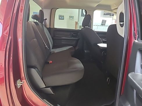 Used 2019 RAM 1500 Express w/ Wheel & Sound Group AWD/4WD image 9