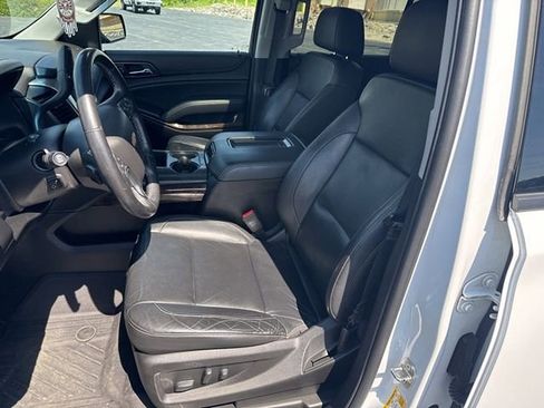 Used 2018 Chevrolet Suburban LT AWD/4WD image 18