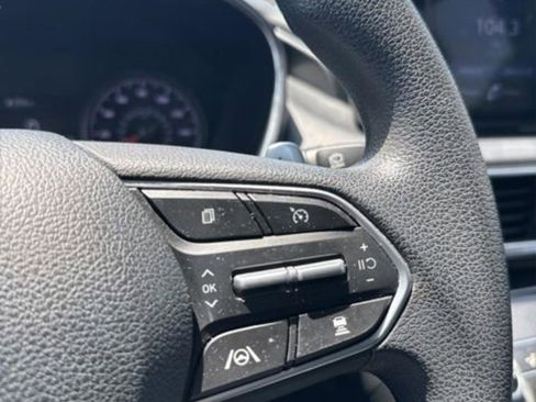 Used 2022 Hyundai Santa Fe SEL FWD image 19