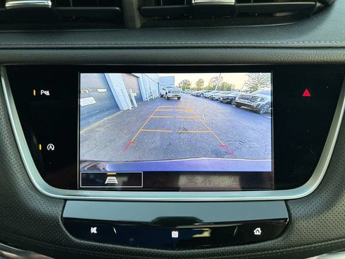 Used 2021 Cadillac XT5 Premium Luxury FWD image 18
