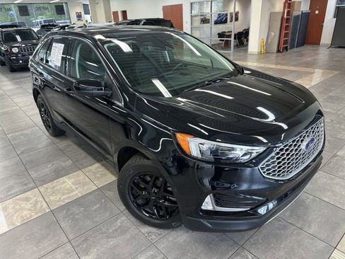 Used 2023 Ford Edge SEL w/ Convenience Package AWD/4WD image 10
