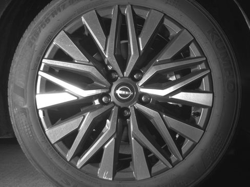 Used 2025 Nissan Altima 2.5 SV image 13