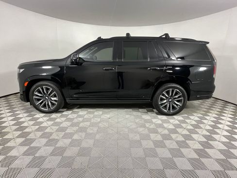 Used 2022 Cadillac Escalade Sport Platinum image 2