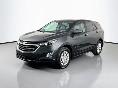 Used 2020 Chevrolet Equinox LS w/ LPO, Cargo Package AWD/4WD image 1