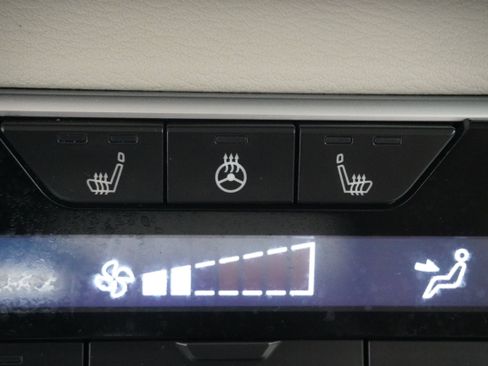 Used 2021 Nissan Altima 2.5 SL FWD image 23