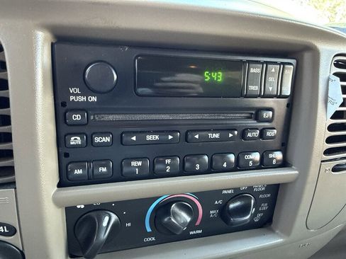 Used 2003 Ford F150 XLT image 36