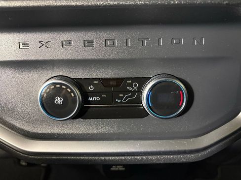 Used 2025 Ford Expedition Max Active AWD/4WD image 44