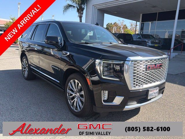 Used 2021 GMC Yukon Denali w/ Denali Ultimate Package AWD/4WD image 1