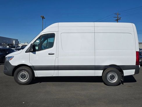New 2025 Mercedes-Benz Sprinter 2500 image 2