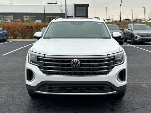 New 2026 Volkswagen Atlas SE AWD/4WD image 2