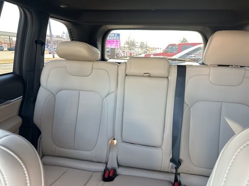 New 2026 Jeep Grand Cherokee Limited w/ Luxury Tech Group II AWD/4WD image 25