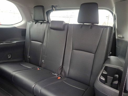 Used 2024 Toyota Grand Highlander Limited image 14