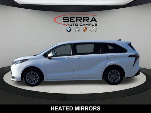 Used 2022 Toyota Sienna LE image 16