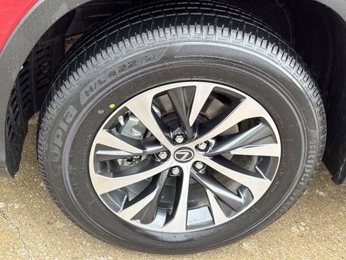 Used 2022 Lexus RX 350L Premium w/ Premium Package AWD/4WD image 13