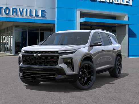 New 2026 Chevrolet Traverse RS w/ LPO, Floor Liner Package FWD image 6