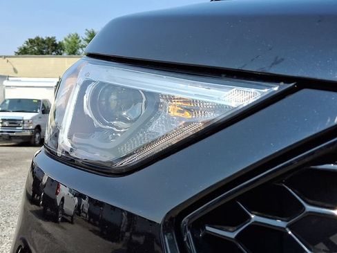 Certified 2024 Ford Edge ST-Line AWD/4WD image 10