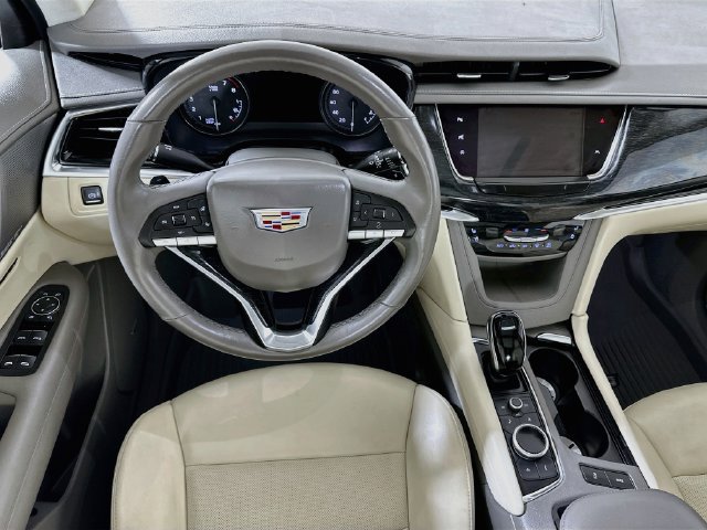 Certified 2023 Cadillac XT6 Premium Luxury w/ Technology Package AWD/4WD image 25