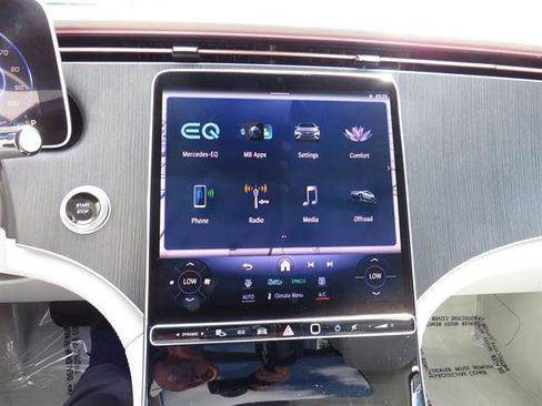 Used 2023 Mercedes-Benz EQE 350+ 4MATIC SUV w/ Exclusive Trim Package image 13