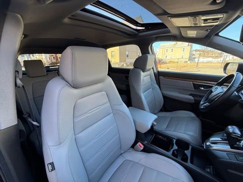 Used 2017 Honda CR-V Touring image 31