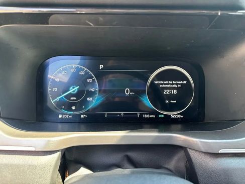 Used 2023 Kia Sorento SX AWD/4WD image 14