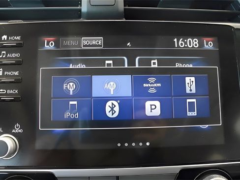 Used 2020 Honda Civic EX image 8