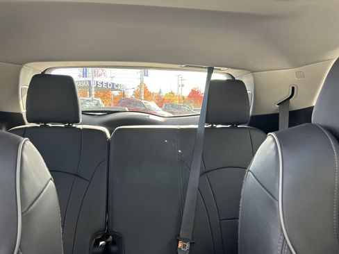 Used 2021 Buick Enclave Avenir image 12
