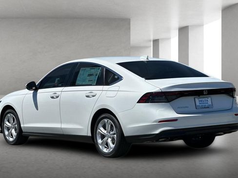 Used 2026 Honda Accord LX image 6