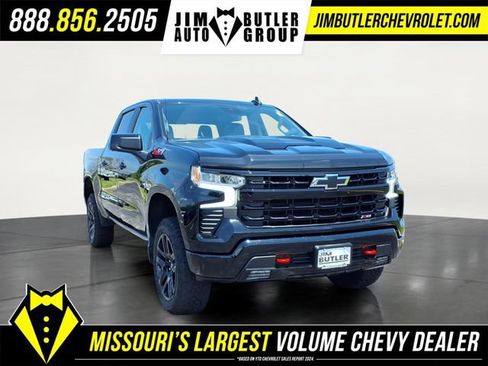 Used 2025 Chevrolet Silverado 1500 LT Trail Boss w/ Convenience Package II AWD/4WD image 28