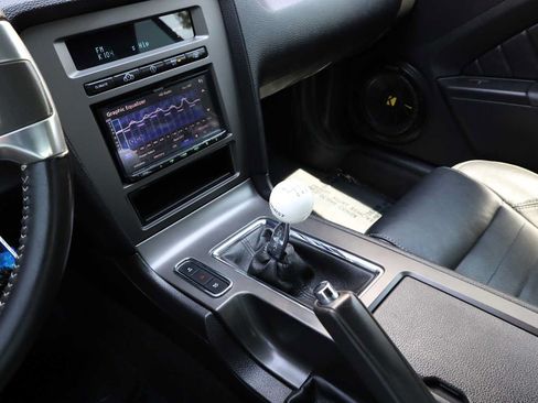 Used 2013 Ford Mustang GT RWD image 21