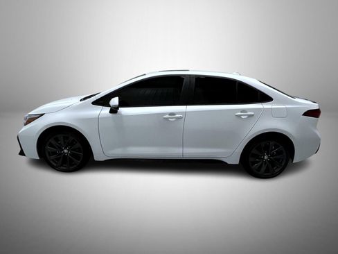 Used 2024 Toyota Corolla XSE image 8