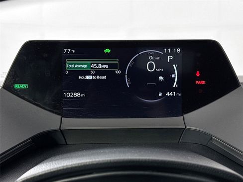 Certified 2025 Toyota Prius XLE FWD image 20
