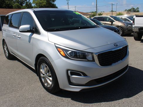 Used 2020 Kia Sedona LX FWD image 5
